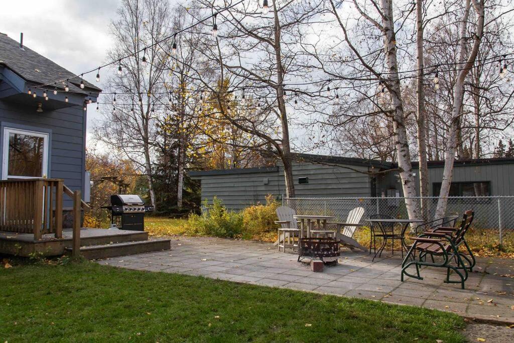 Ferienwohnung Fireweed Gardens In Roger'S Park Anchorage Exterior foto